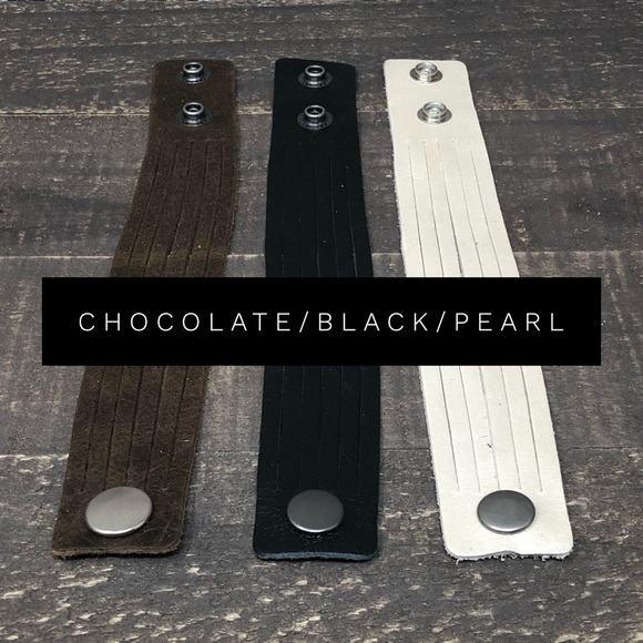 NEW Boho Full-grain leather slashed bracelet - Picture 1 of 6